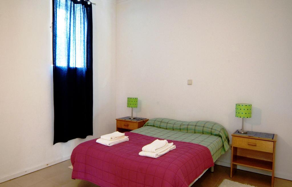 Hi Oeiras - Pousada De Juventude Room photo